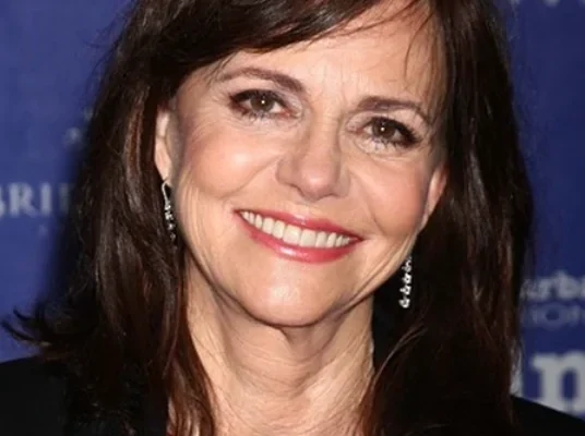 The Life and Career of Oscar Winning Actress, Sally Field